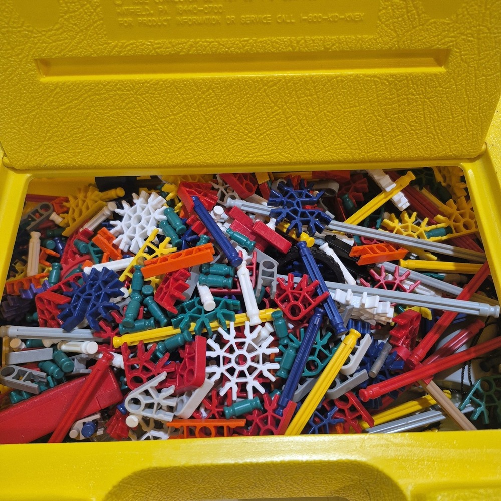 K'nex Yellow Traveling Case With A Lots  Of Knex